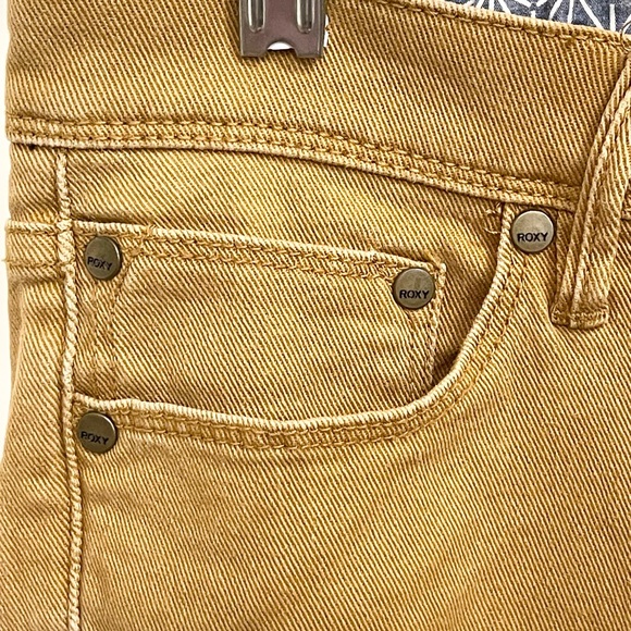 Awesome Roxy skinny jeans! - Picture 6 of 13